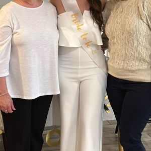 Lulu’s strapless V-neck pantsuit